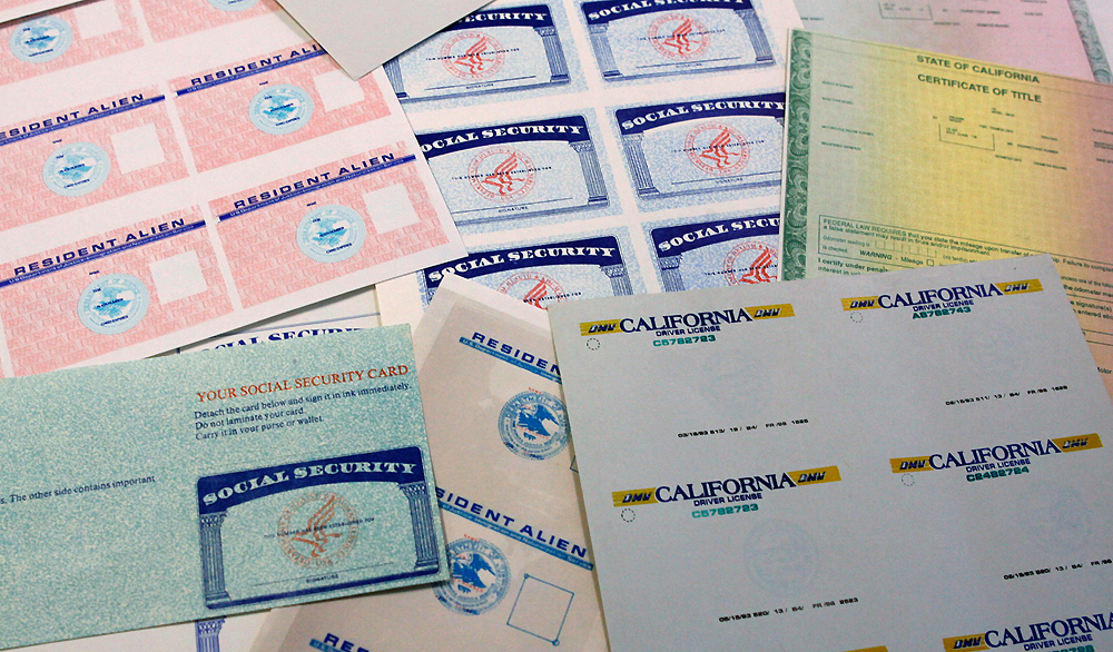 is it illegal to sell fake ids